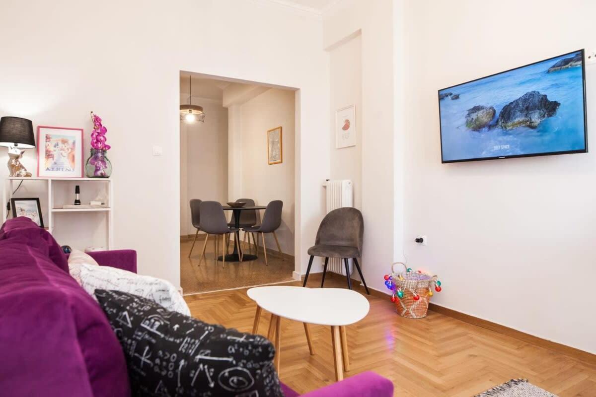Contemporary Stylish Apartment Located Near Metaxourgeio Area أثينا المظهر الخارجي الصورة