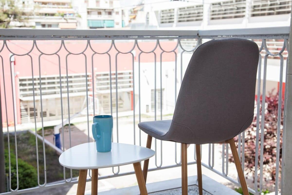 Contemporary Stylish Apartment Located Near Metaxourgeio Area أثينا المظهر الخارجي الصورة